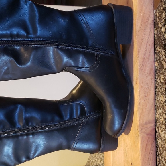 St John's Bay Boot - Picture 12 of 15